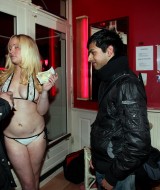 Hooker gives blowjob (3)